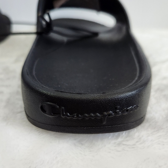 CHAMPION Authentic Athletic Wear Takeover Women's Black Slide Sandals Size 8 - Picture 10 of 15